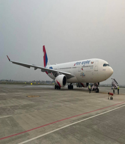 गौतमबुद्ध विमानस्थलमा वायुसेवा निगमको वाइडबडी सफल अवतरण